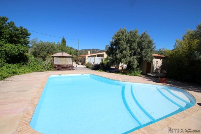 4 bedroom villa in Onil with lovely..