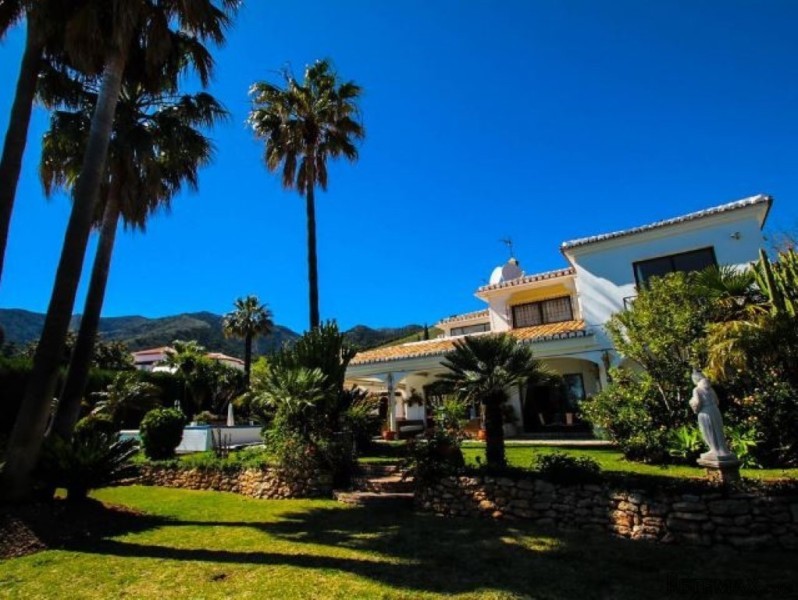 6 Bedrooms - Villa - Malaga - For Sale - 2