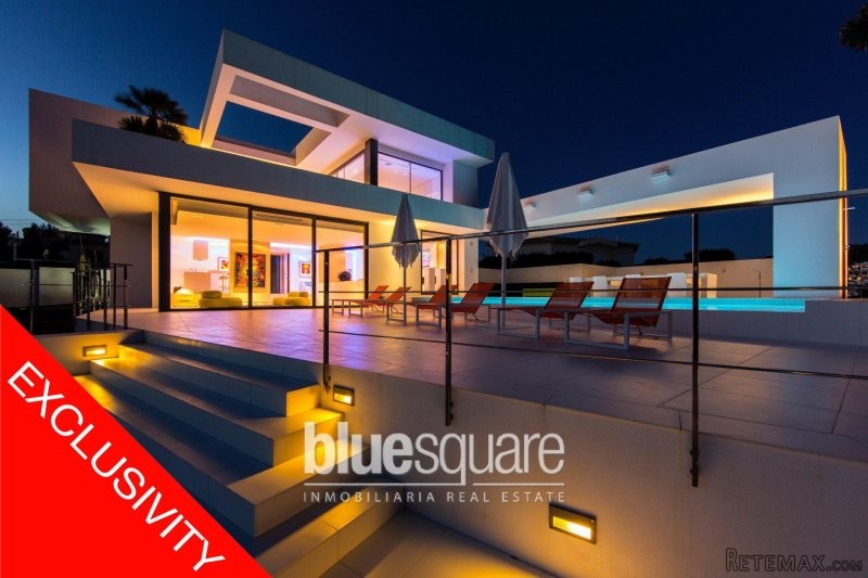 Exclusive 7 bedroom villa in El Portet