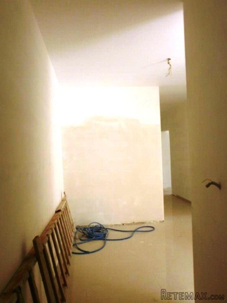 Flat, Luxurious Finish