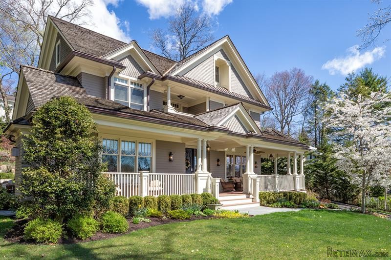 5 bedroom House For Sale: 147 Hendrie.. - 2