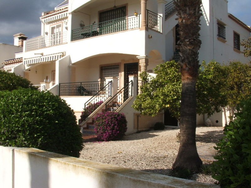 2 bedroom, 2 bathroom Apartment.. - 2