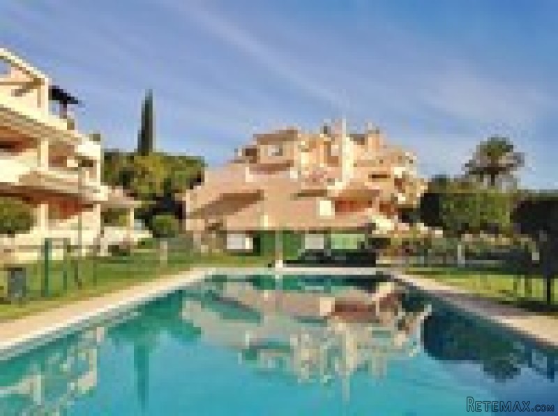 Apartment For Sale In Golf Rio Real..