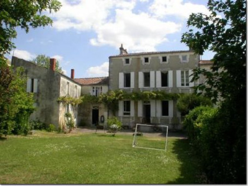 Stone House For Sale St Jean D Angely - 2