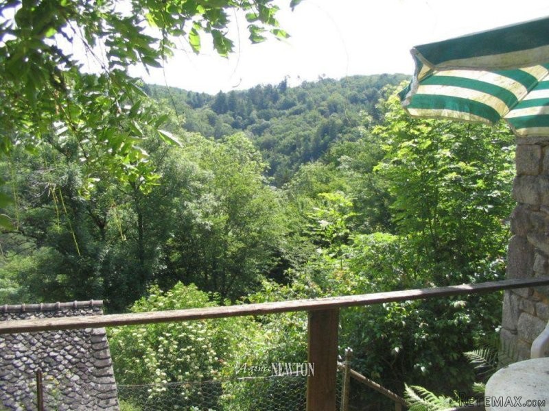 Correze. La Roche Canillac. Pretty.. - 2