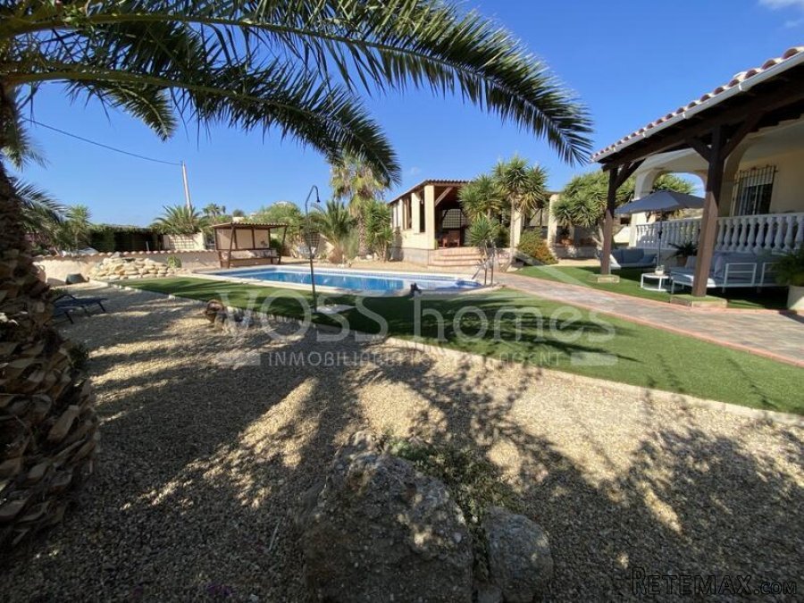 NEW & EXCLUSIVE TO VOSS HOMES - An absolutely stunning.. - 11