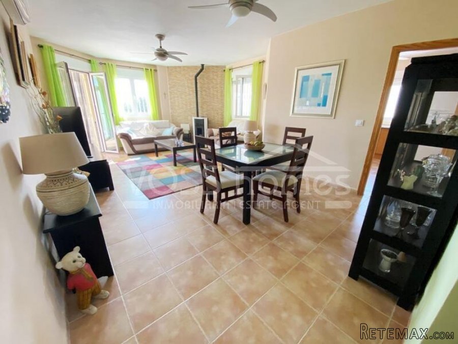 NEW & EXCLUSIVE TO VOSS HOMES - A lovingly presented, 3.. - 12