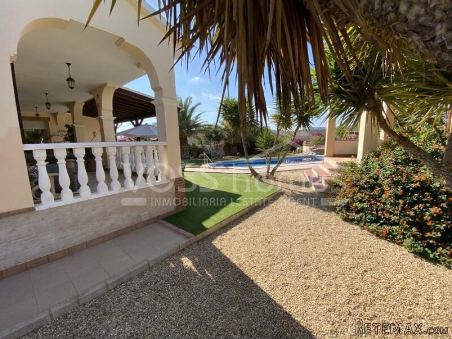 NEW & EXCLUSIVE TO VOSS HOMES - An absolutely stunning.. - 12
