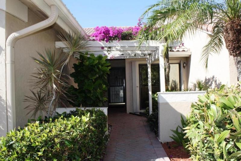 21555 Coronado Av, Boca Raton, FL -.. - 2