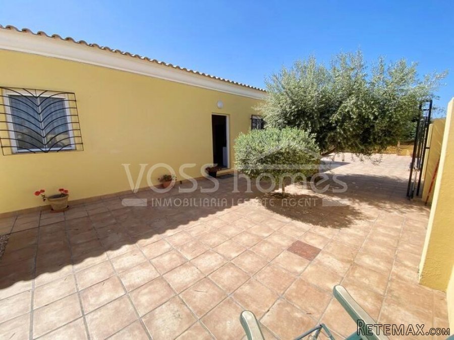 NEW & EXCLUSIVE TO VOSS HOMES - A large, light & airy 3.. - 13