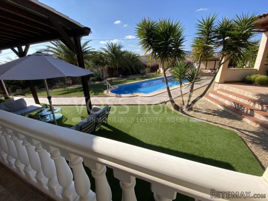 NEW & EXCLUSIVE TO VOSS HOMES - An absolutely stunning.. - 13