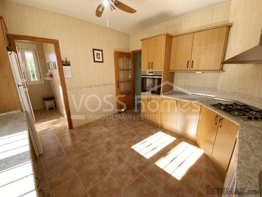 NEW & EXCLUSIVE TO VOSS HOMES - A lovingly presented, 3.. - 15