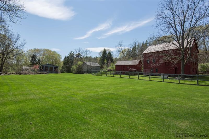 5 bedroom House For Sale: 38 Deans..