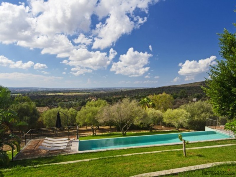 Modern Villa With Wonderful Views In..