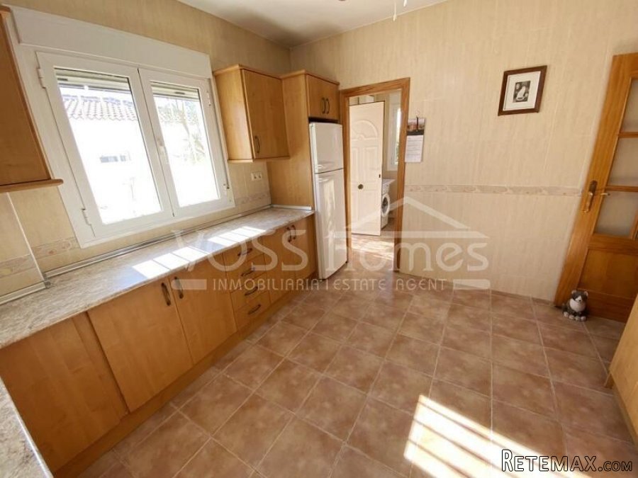 NEW & EXCLUSIVE TO VOSS HOMES - A lovingly presented, 3.. - 17