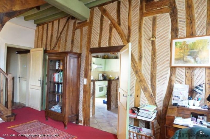 Restored town house with garage - 2