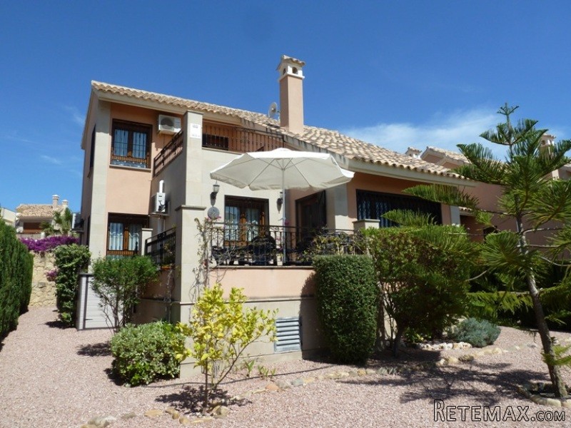 3 Bedrooms - Villa - Alicante - For Sale