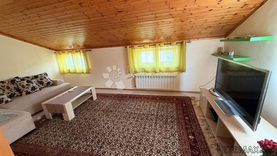 Atraktivna kuća sa tri apartmana Poreč - 2