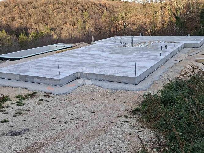 LABIN, započeta gradnja moderne prizemnice na TOP poziciji - 2
