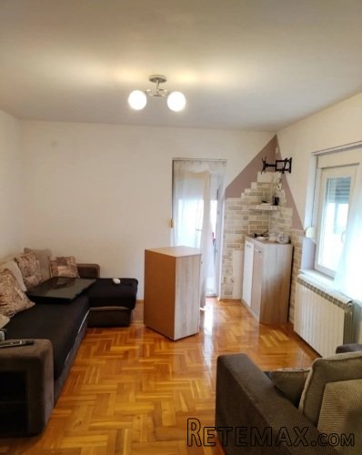 Prodajem stan Beograd-Bolec 91m2 - 2