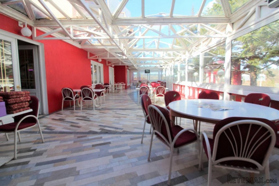 RUPA- restoran sa 250 sjedećih mjesta, 7 soba, teniskim tere - 4