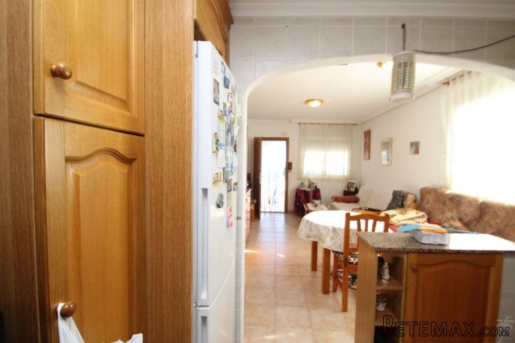 This beautiful apartment oriented to east-west, is in a.. - 4