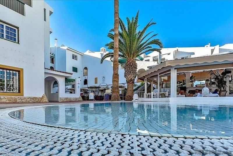 2 Bed Apartment on Sunset Harbour with..