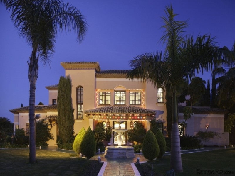 5 Bedroom Villa For Sale Situated In.. - 2