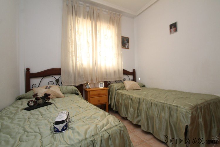 This beautiful apartment oriented to east-west, is in a.. - 6