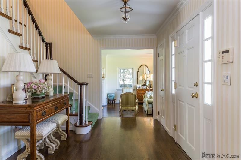 5 bedroom House For Sale: 7 Oriole.. - 2