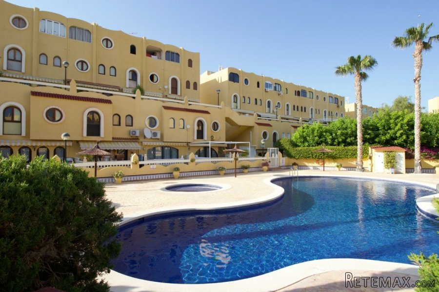 Se vende un bungalow en El Campello a tan solo 50 metros.. - 3