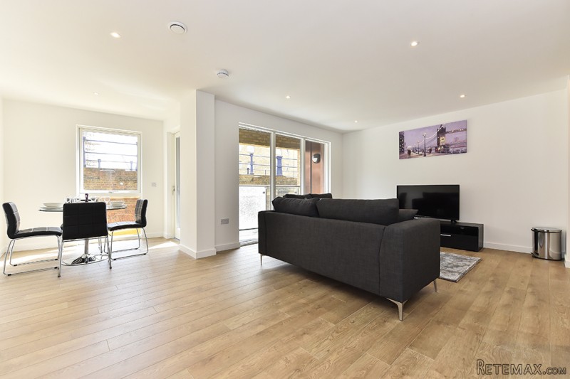 Limehouse, E14 7FQ [ID: 6VC]