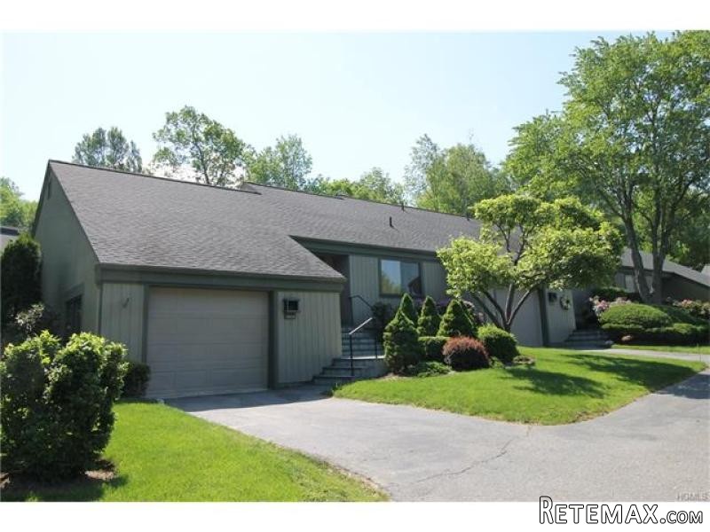2 bedroom House For Sale: 457 Heritage..