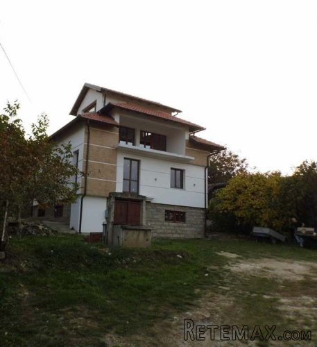 porodicna kuca na atraktivnoj lokaciji pod bukuljom - 3