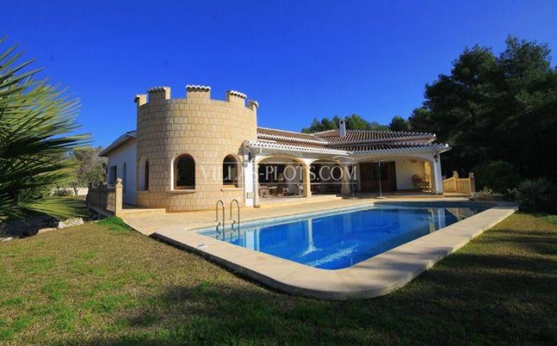 4 Bedroom Villa In Javea