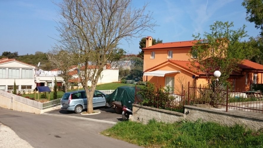 ISTRA, PULA, SAMOSTOJEĆA KUĆA I DVA APARTMANA - 3