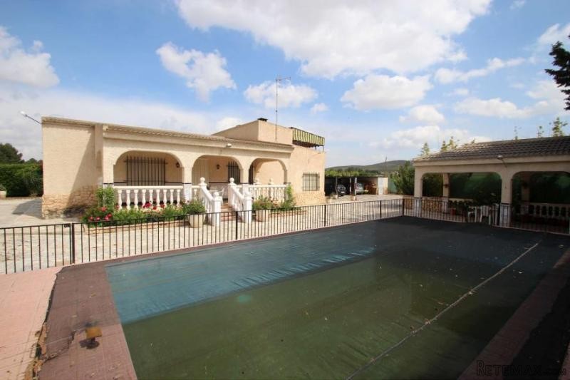 7 bedroom villa in Yecla (Ref. PV2564)