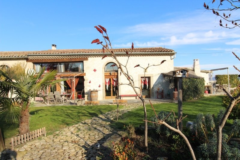 3 Bedrooms - Villa -..