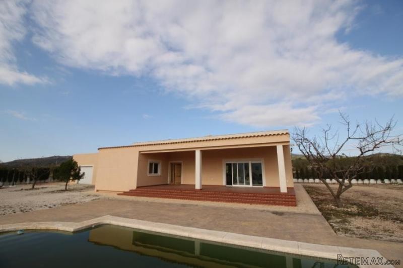 3 bedroom Villa in Sax (Ref. PV4050)