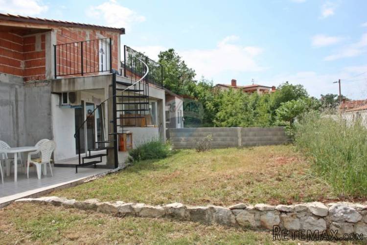POREČ okolica- dvojna kuća - 2