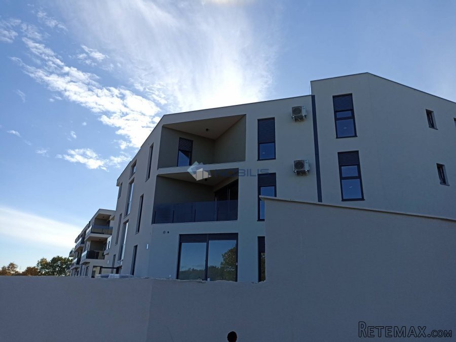 Poreč , Wohnung von 130 m2 + 130 m2 Dachterrasse + Garage - 2