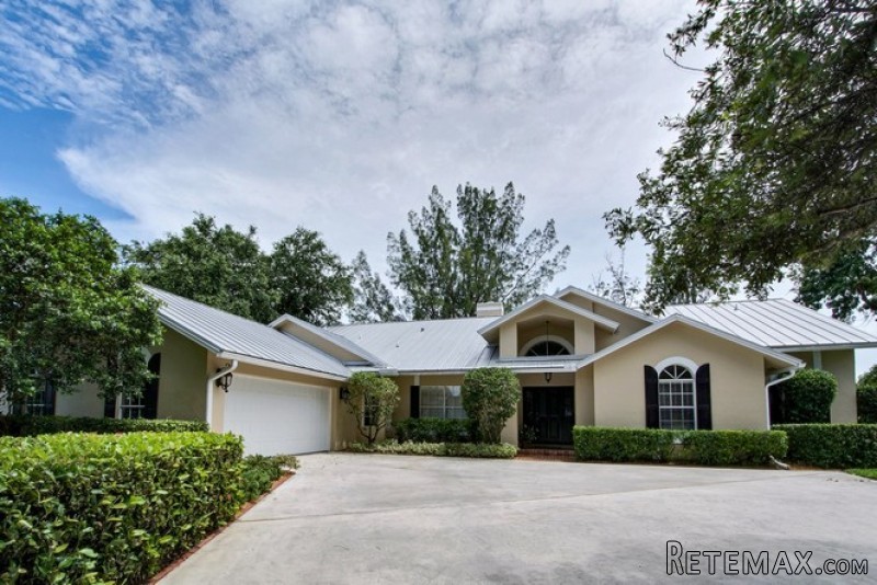 4 bedroom House For Sale: 11200 NW 5th..