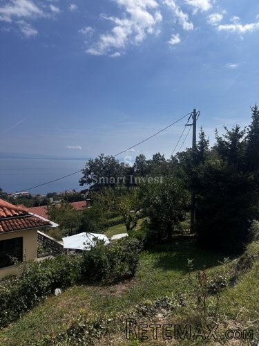 LOVRAN, građevinsko zemljište s pogledom!