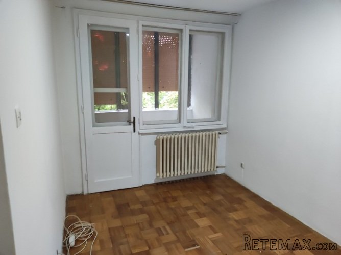 Trosoban stan u naselju Mala Amerika-Zrenjanin - 6