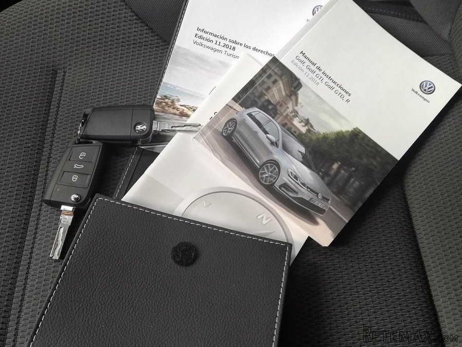Volkswagen Golf 1.6TDi DSG - 9