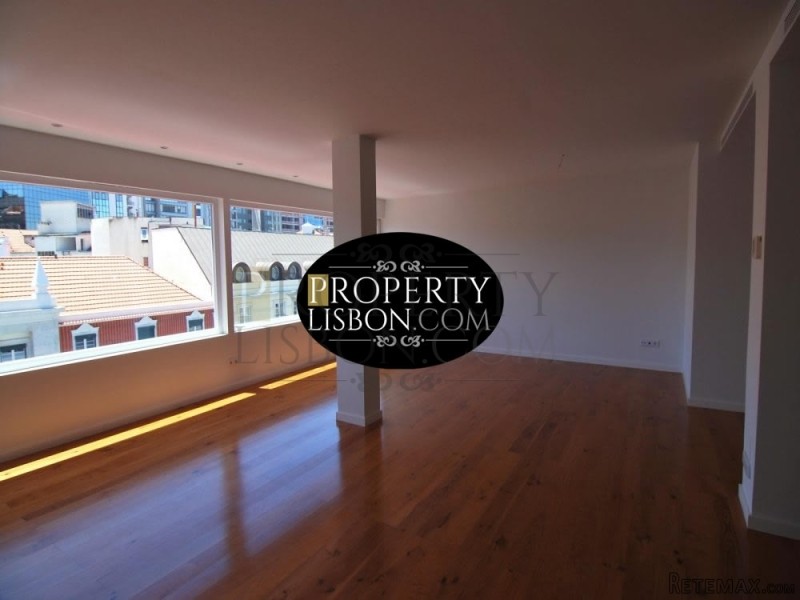 Renovated 2-bedroom penthouse apartment..
