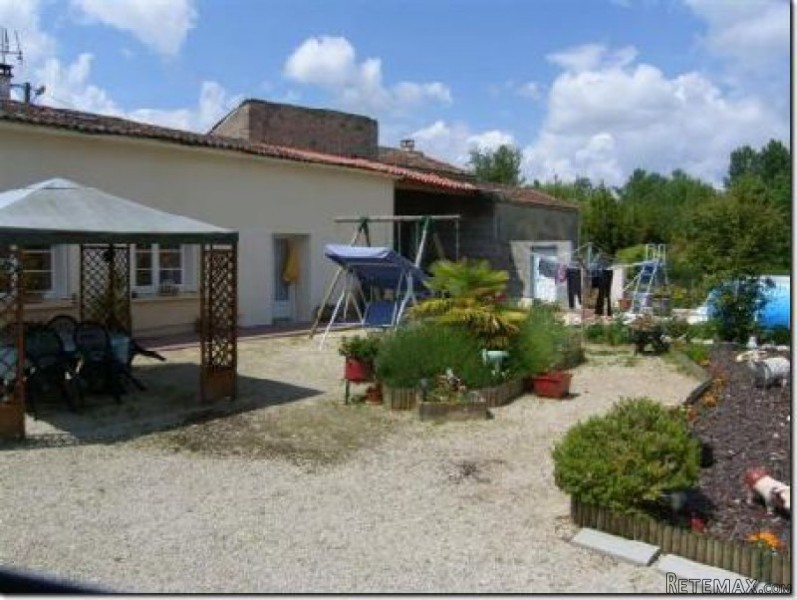 Farmhouse For Sale With Pretty Garden.. - 2
