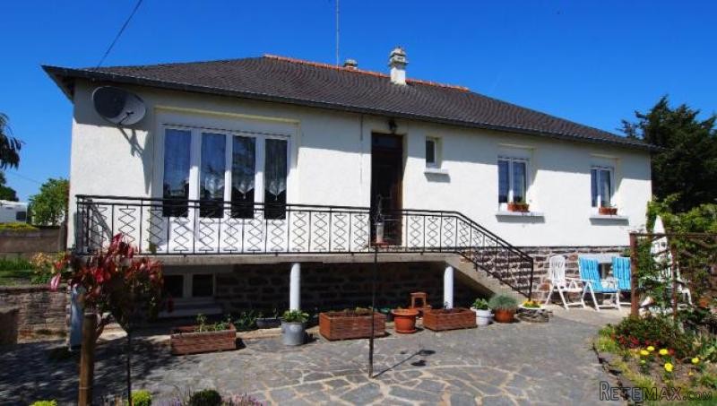 Superb Well Appointed Detached House - 2