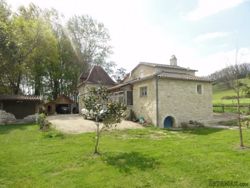 Unique Country House on over One Hectare - 2