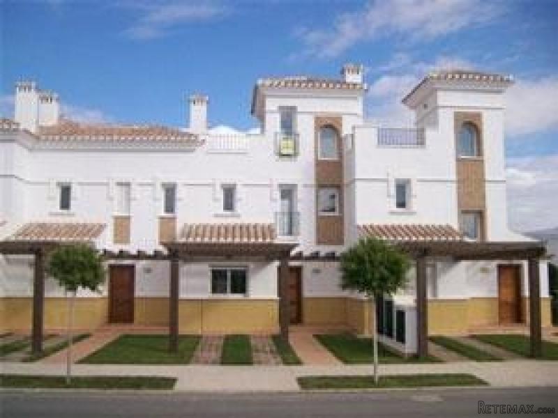 2 bedroom town house for sale